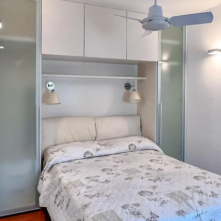 Apartamento Bel Quadrilocale Con Terrazza Nel Centro Storico Varazze